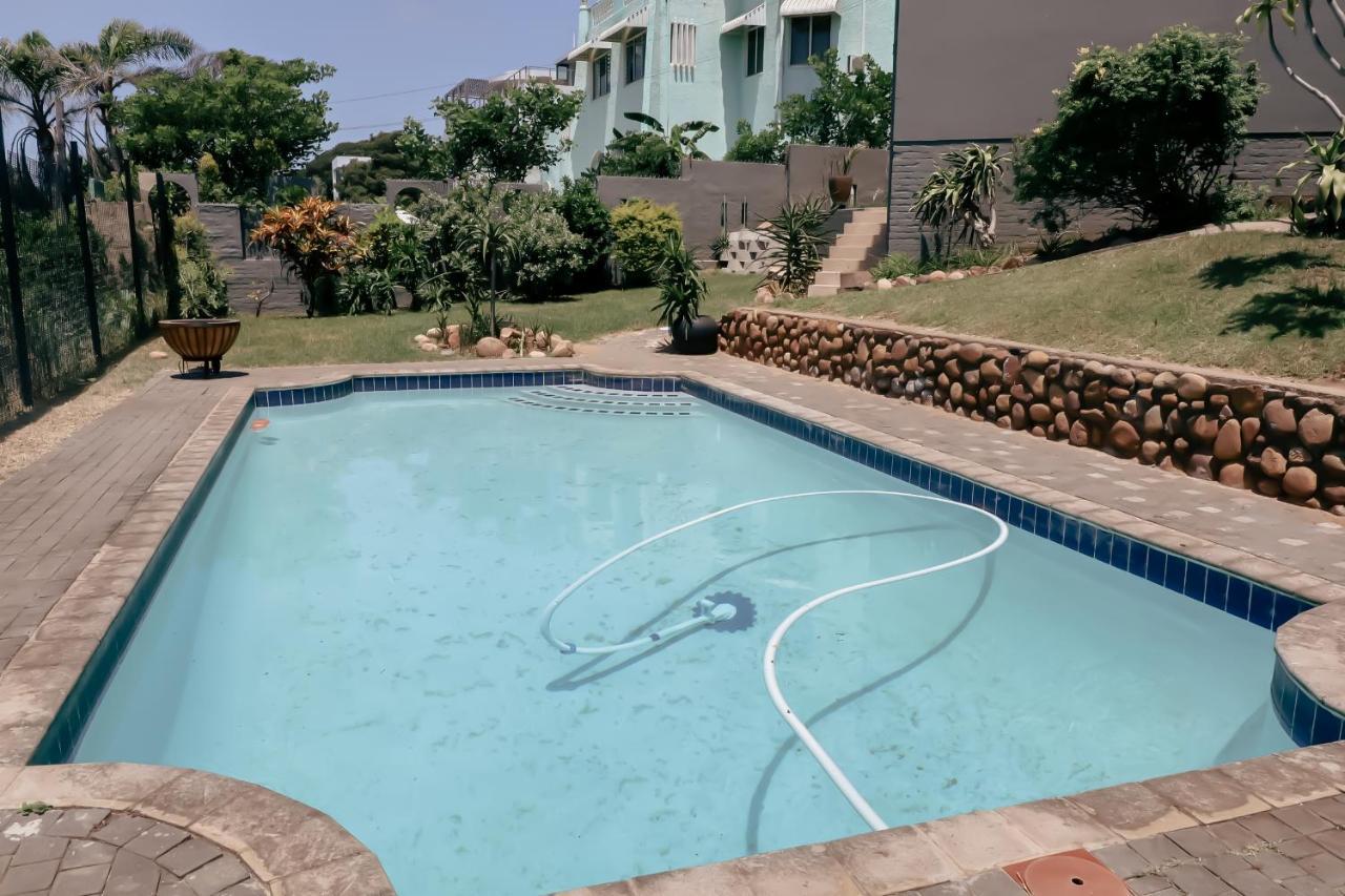 Ocean Rocks Villa, Umhlanga Durban Esterno foto