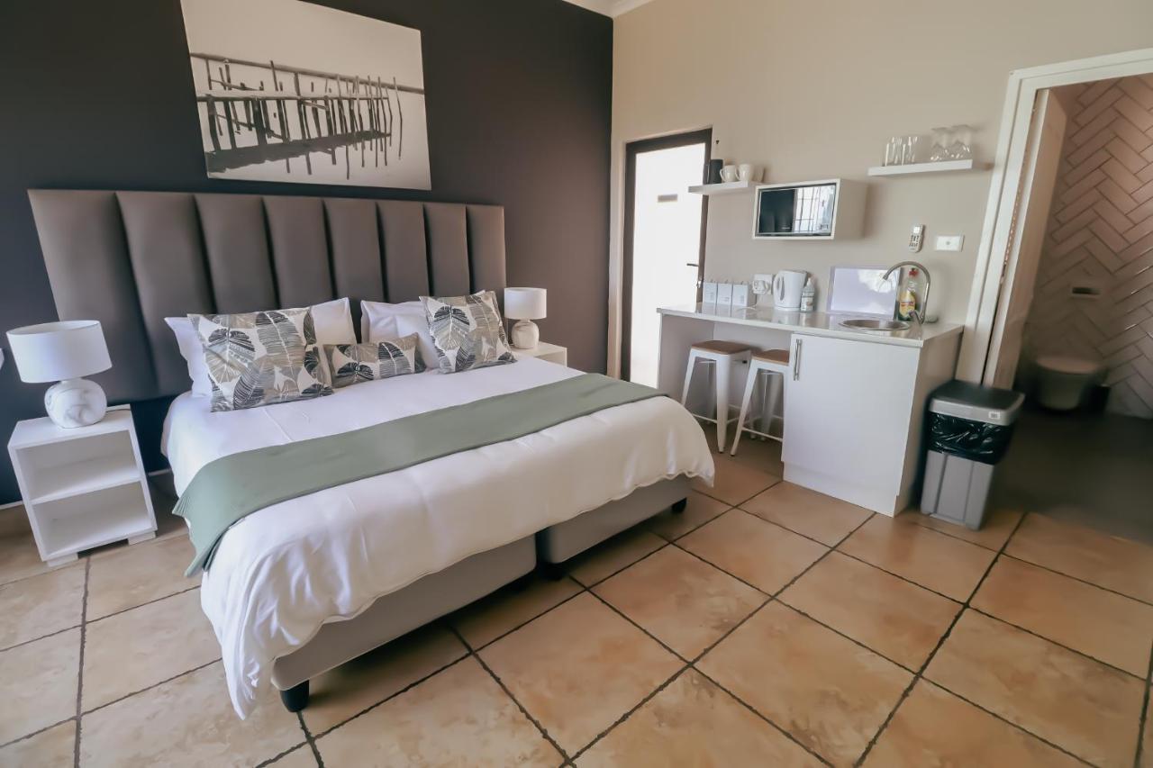 Ocean Rocks Villa, Umhlanga Durban Esterno foto